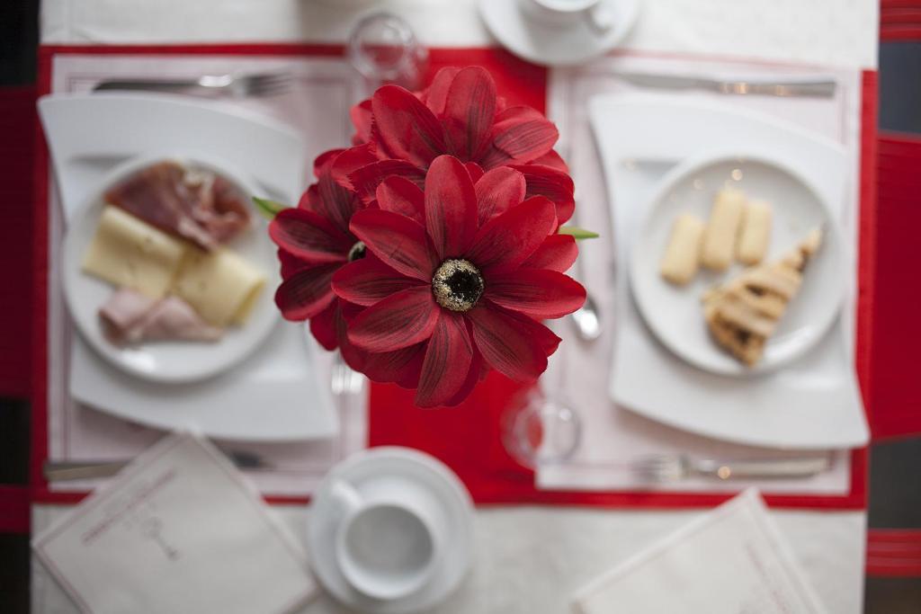 Vescovo Rosso Hotel Cosenza Extérieur photo