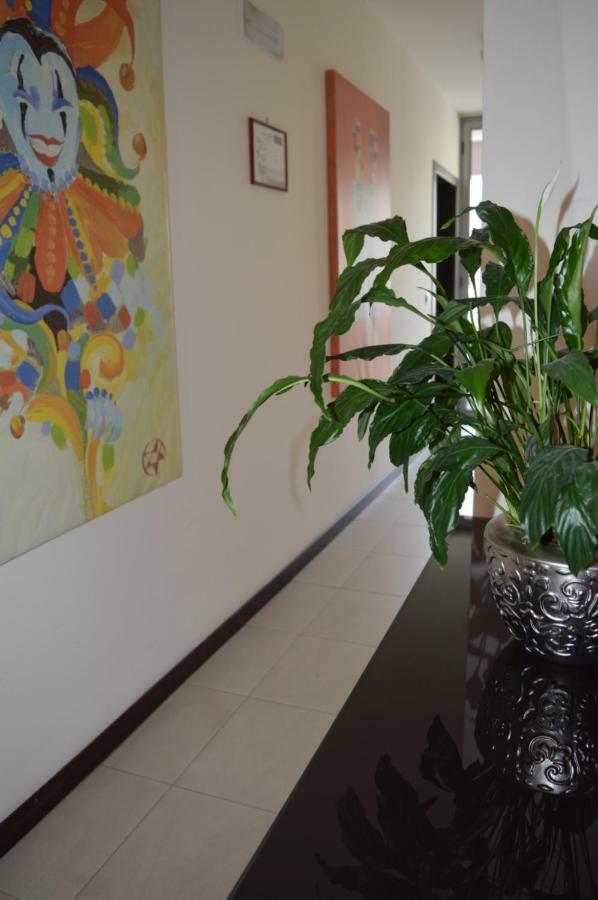 Vescovo Rosso Hotel Cosenza Extérieur photo