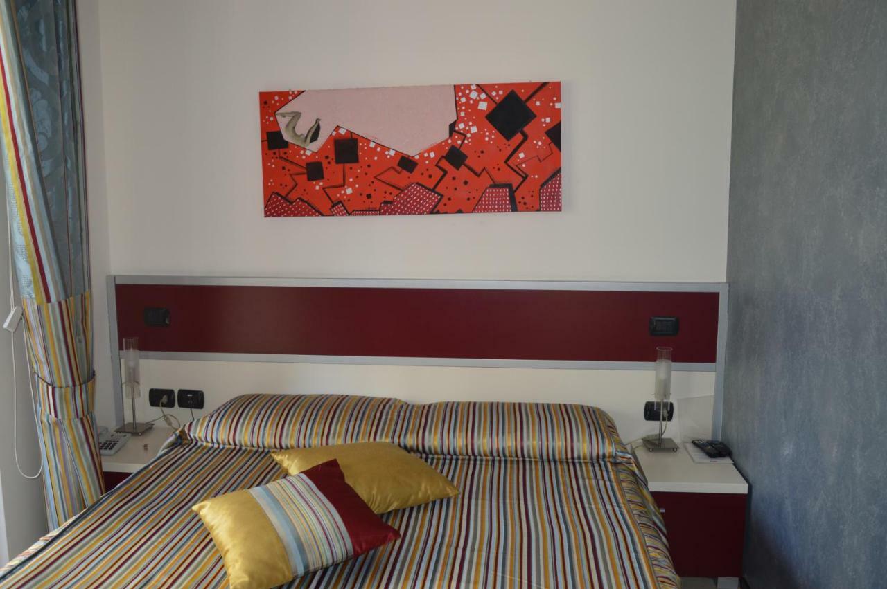 Vescovo Rosso Hotel Cosenza Extérieur photo