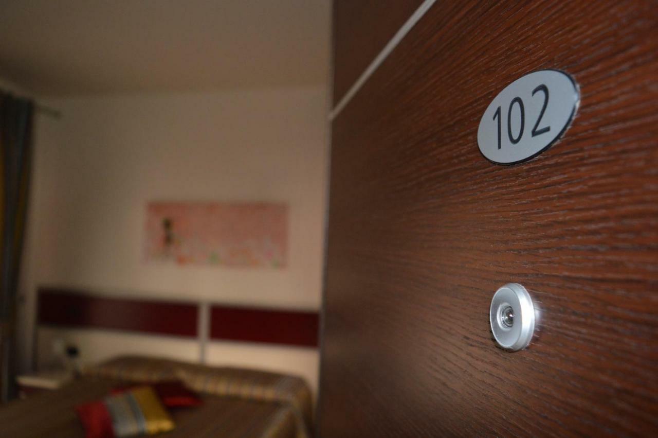 Vescovo Rosso Hotel Cosenza Extérieur photo